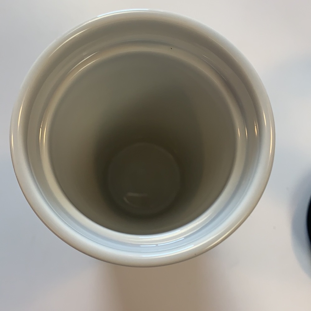 Starbucks 2011 pair/ hot & cold tumblers 16 oz ea - Picture 8 of 12